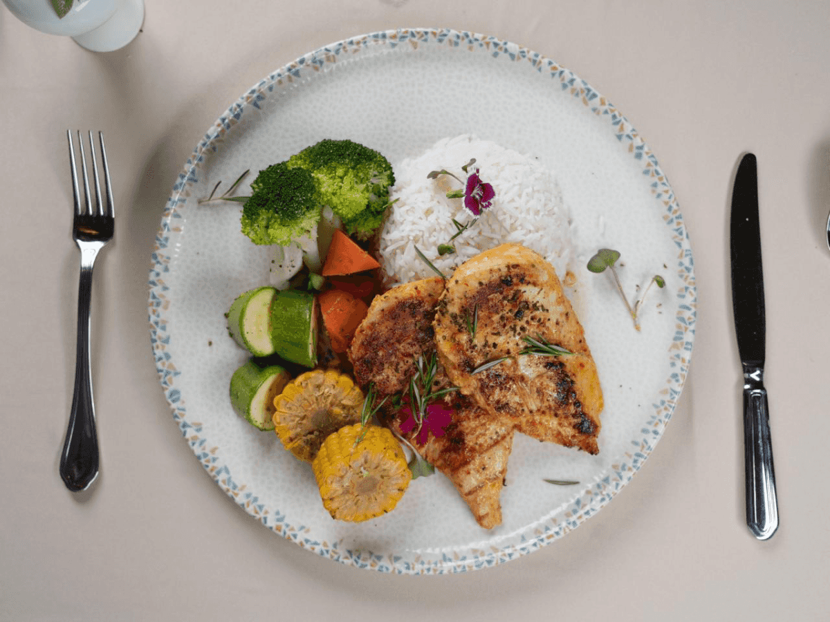 ستيك دجاج بالأعشاب